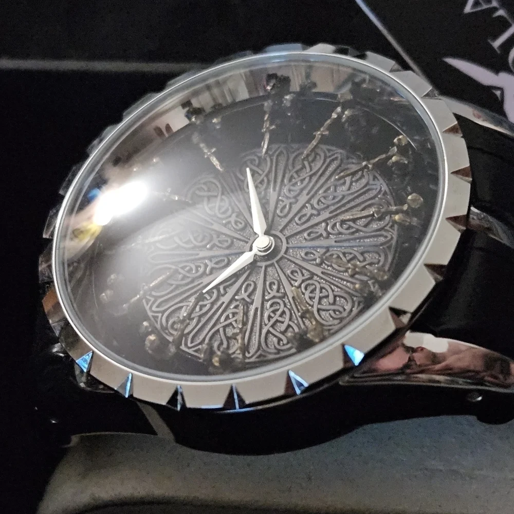 STUNNING ONOLA MILITARY WATCH NEW WITH TAGS AND BOX - Picture 3 of 7